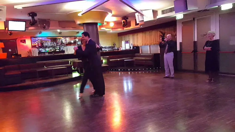 Video thumbnail for Cristina Scimé & Hernán Brusa - Sio 17-11-2015