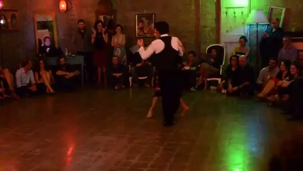 Video thumbnail for Mariela Sametband y Guillermo "El Peque" Barrionuevo alla MilongaSi - 4 - 3/11/2015