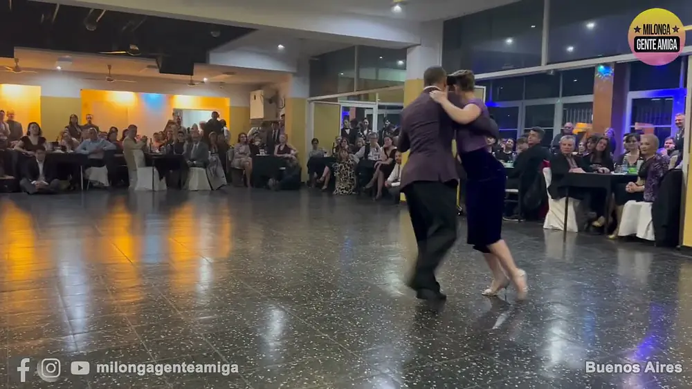 Video thumbnail for Maximiliano Cristiani y Ayse Gencalp - Milonga Gente Amiga - 20/AGO/2023 (1/2)