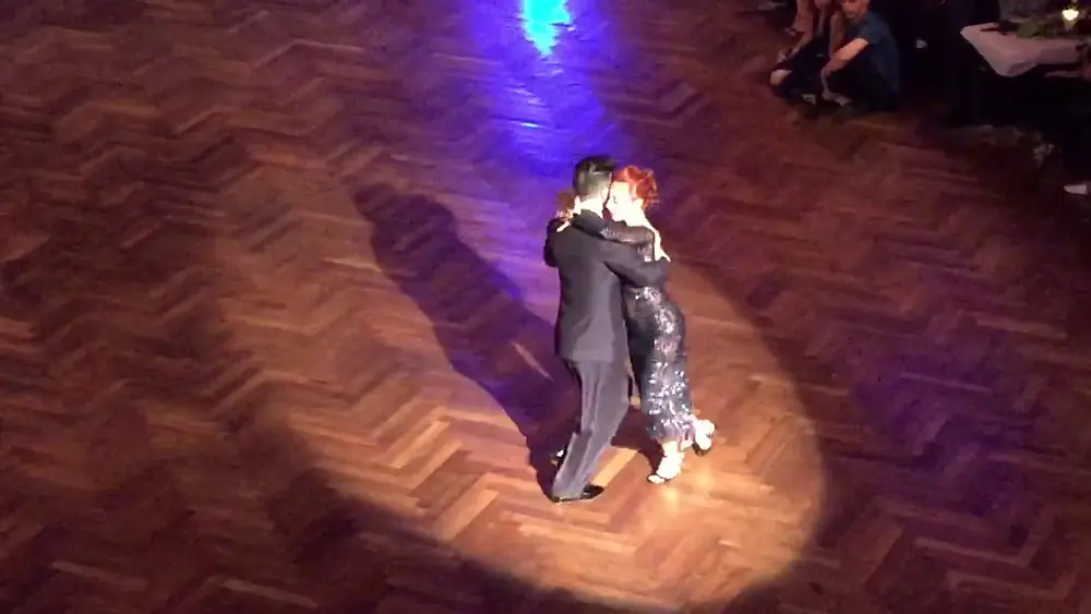 Video thumbnail for Matias Batista Aleman y Silvana Prieto bailan "Adoracion" un Tango Vals de Rodolfo Biagi
