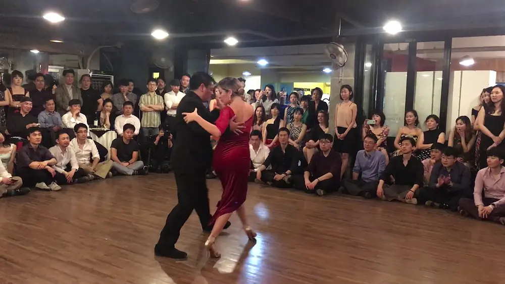 Video thumbnail for 2018.4.21korea seoul el tango Carlitos Espinoza & Noelia Hurtado performance1