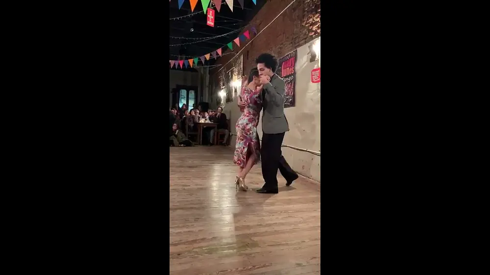 Video thumbnail for Vinicius Souza y Gaby Mataloni en Muy Lunes 2/4
