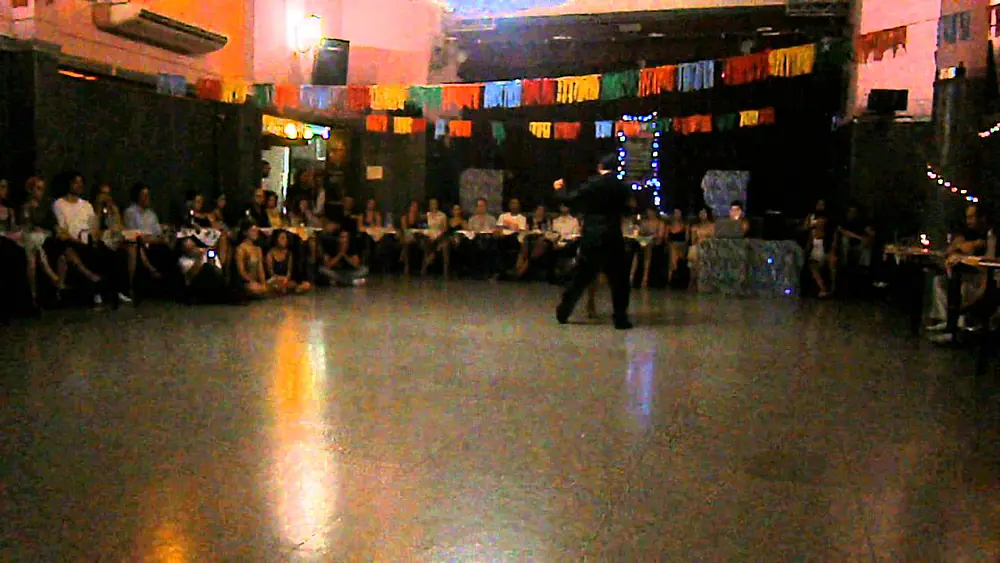 Video thumbnail for Betsabet Flores y Jonathan Spitel en El Motivo Tango, 27/01/14