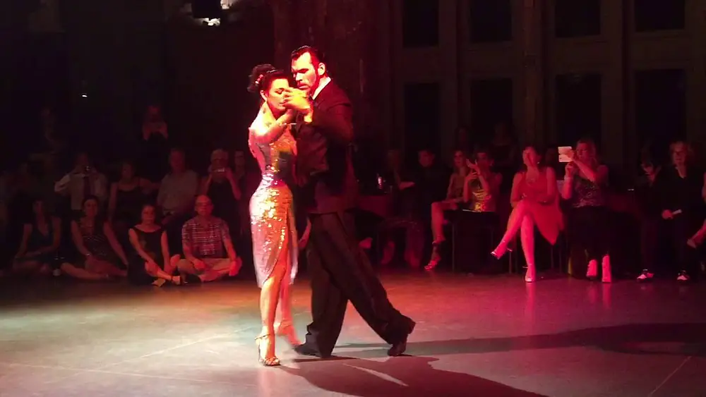 Video thumbnail for Anibal Lautaro y Valeria Maside 1/4