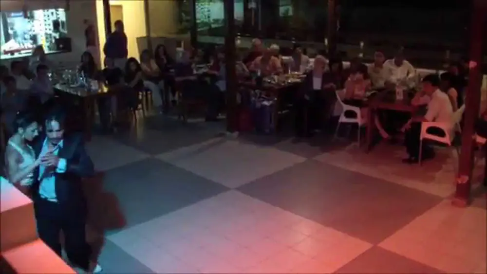 Video thumbnail for Gastón Torelli y Moira Castellano en Milonga Nostalgias
