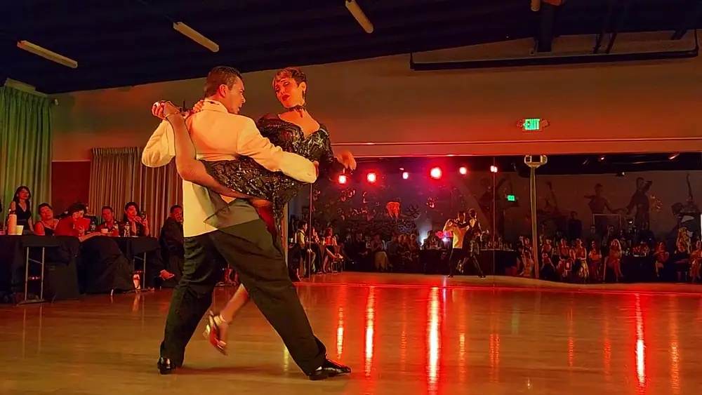 Video thumbnail for Miriam Larici & Leonardo Barrionuevo - Gallo Ciego - Milonga Lead Follow 2nd Anniversary