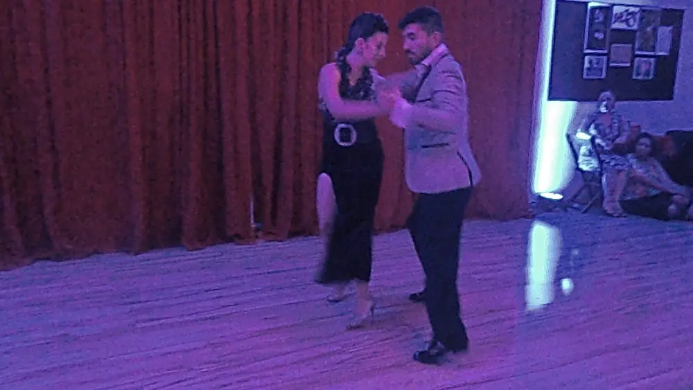 Video thumbnail for Solange Acosta & Max Van de Voorde na milonga Fasitango 2/4