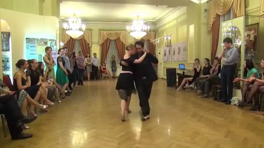 Video thumbnail for Juan Pablo Canavire y Sara Westing.