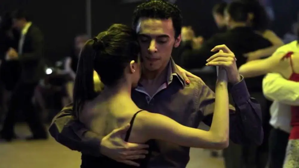 Video thumbnail for 1º AÑO / YEAR - Juliana Aparicio & José Almar [7MIN] español/english