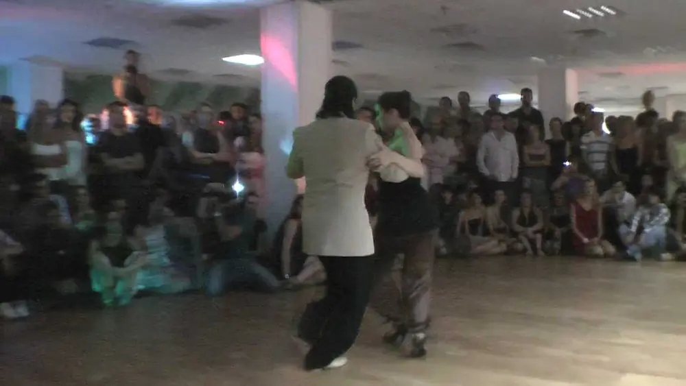 Video thumbnail for Ariadna Naveira y Fernando Sanchez  'Dos que se aman', MoscowTF-2011.mts