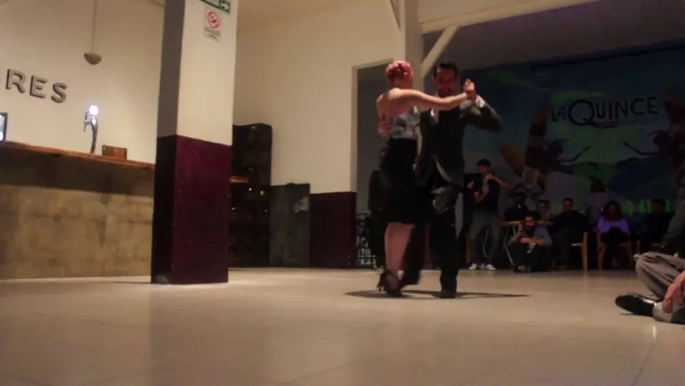 Video thumbnail for Carolina Couto y Emanuel Ledesma junto a Sueño Bandoneón - 28/5/2017 - La Quince baila Tango 3/4