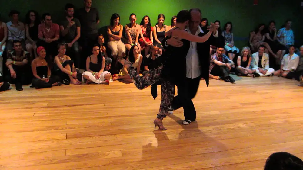 Video thumbnail for Horacio Godoy and Magdalena Gutierrez @ Tango Cafe 2 NYC 2013