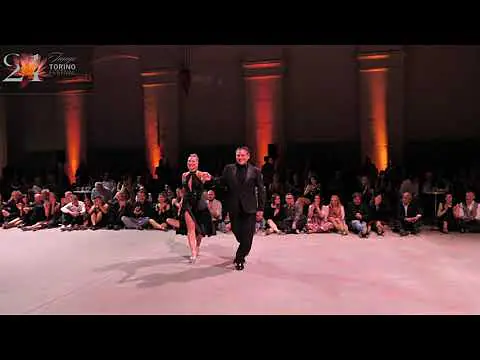 Video thumbnail for MARIANA MONTES y PABLO GARCIA