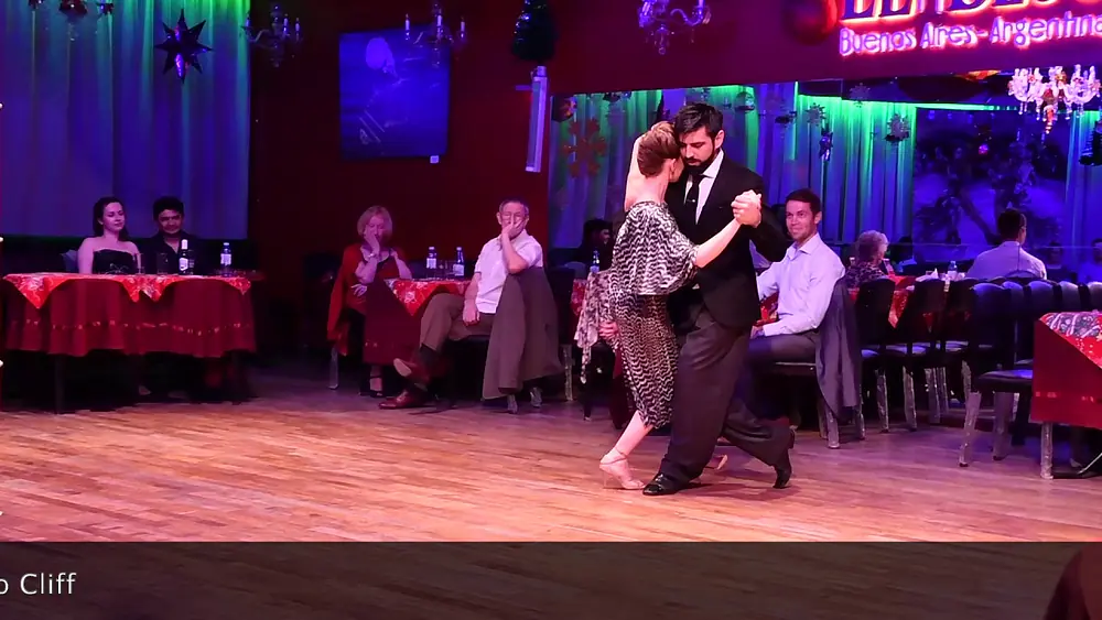 Video thumbnail for Magdalena Gutierrez y German Ballejo en Porteño y Bailarin. 2019 - 3