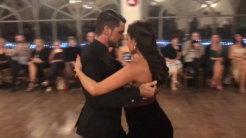 Video thumbnail for Pam Est La & Danilo Maddalena - Desenzano Nov.2017 2/4 - 2 Corazones Tango Accademia
