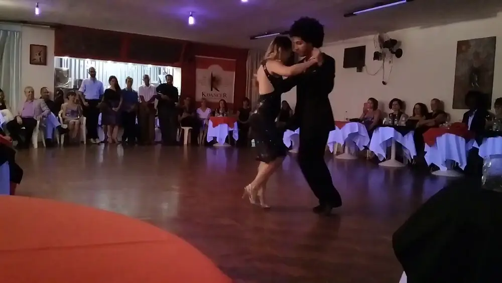 Video thumbnail for Gaby Mataloni e Vinicius Souza 3/3