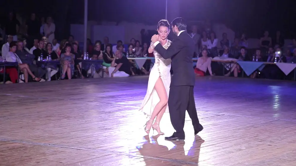 Video thumbnail for Magdalena Gutierrez y German Ballejo 3 - Elba World Tango Festival 2016
