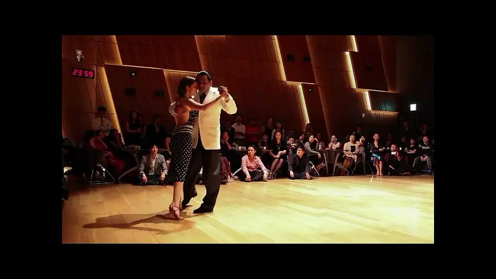 Video thumbnail for Seoul Tango Carnaval 2013. Grand milonga #1 Carolina Bonaventura & Francisco Forquera