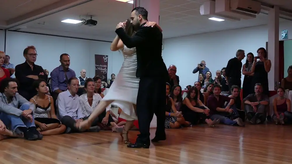 Video thumbnail for Francesca Santangelo & Luca Morale, Corazón (Winter Tango Napoli 2016, 2/3)