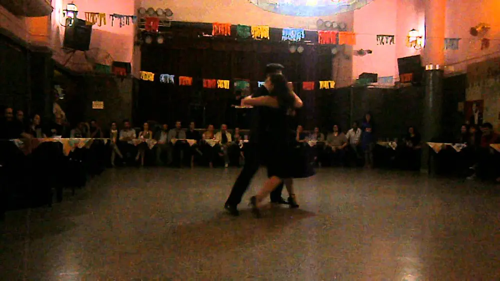 Video thumbnail for Ines Muzzopappa y Dante Sanzhez en El Motivo, 29/07/2013