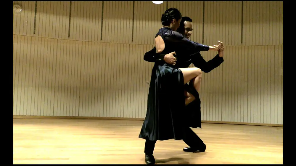 Video thumbnail for Milonga Brava - Francisco Canaro - Iara Duarte Y Jesus Paez