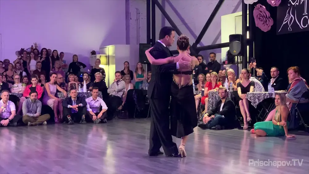 Video thumbnail for Leandro Oliver & Laila Rezk, A Mis Viejos - Anibal Troilo
