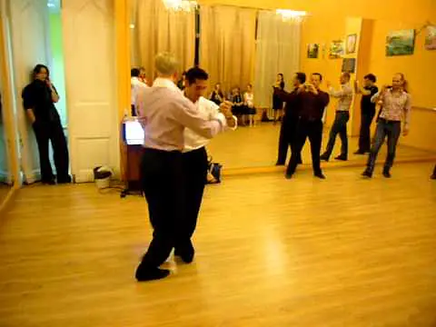 Video thumbnail for 18/03/11 Javier Dias vs Vladimir Gusev tango workshop
