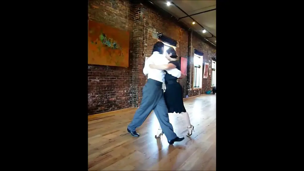 Video thumbnail for Carlos Barrionuevo & Mayte Valdes dancing Argentine Tango