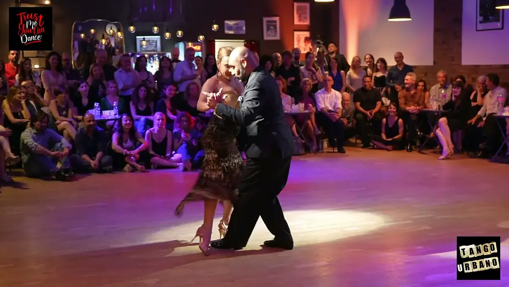 Video thumbnail for Virginia Pandolfi y Santiago Castro - Milonga