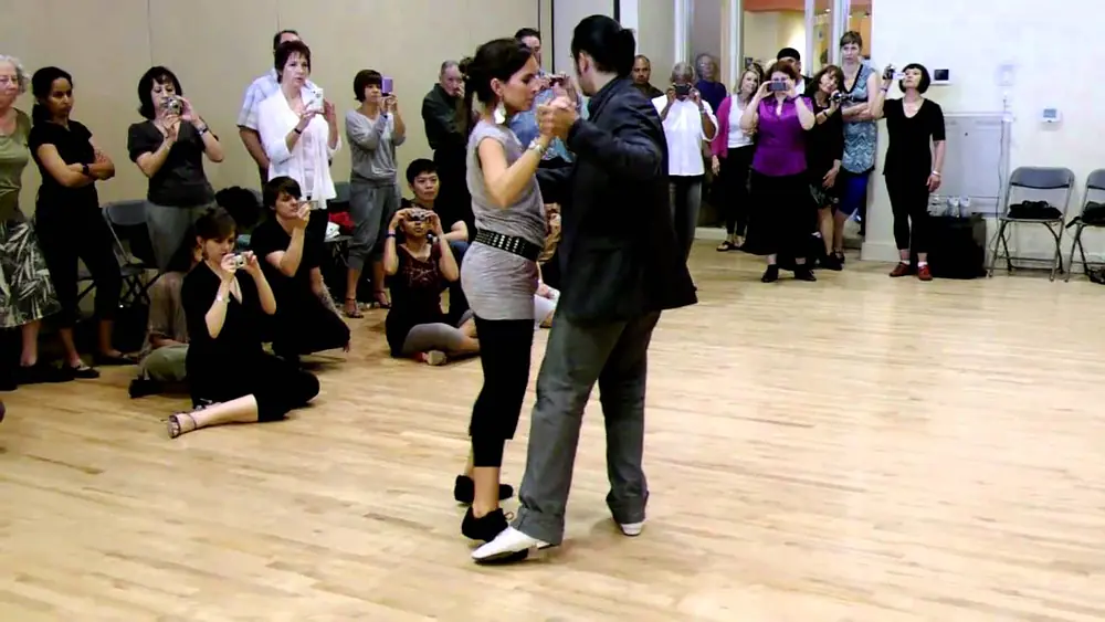 Video thumbnail for Class Demo by Anabella Diaz-Hojman and Mario Consiglieri, Austin Spring Tango Festival 2011