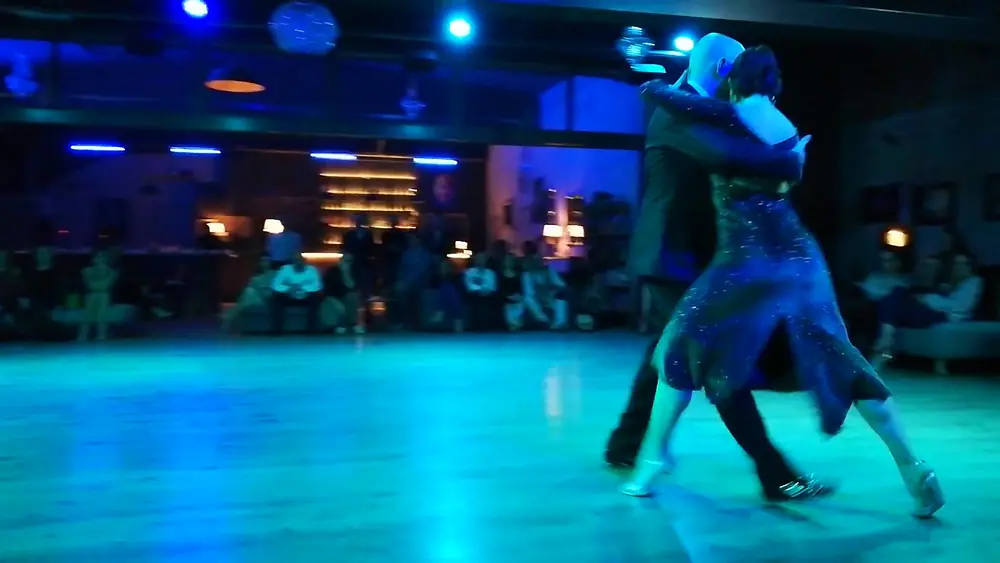Video thumbnail for Alper Ergökmen & Selen Sürek - The Living - Milongueando en el 40