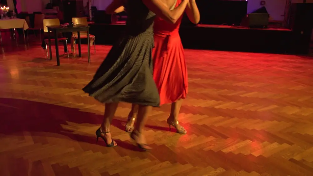 Video thumbnail for Moira Castellano & Corina Herrera - El Flete - Tangofestival Innsbruck Oct.2016