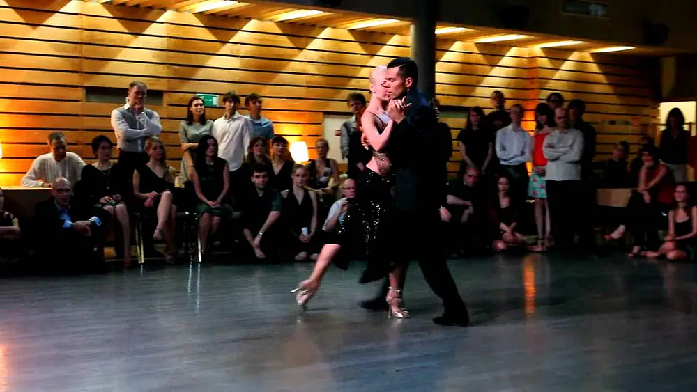 Video thumbnail for Sebastian Arce & Eleonora Kalganova,1/3, Milonga "Me Gusta", Moscow, Russia, 07.12.2013,