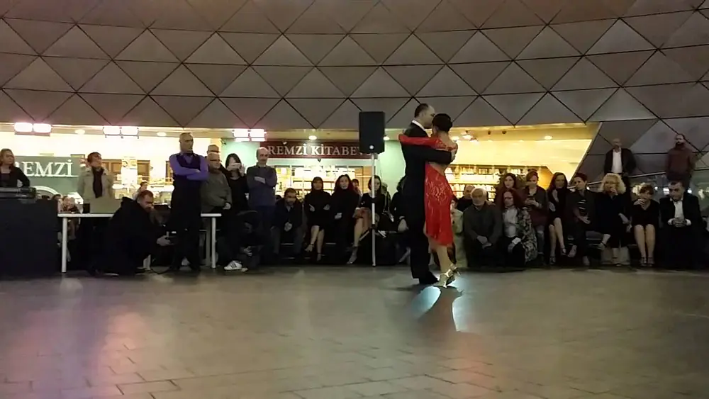 Video thumbnail for Aydın Kocamusaoğlu & Eda İkikardeş - 1- Kanyon Erguvan Milongası