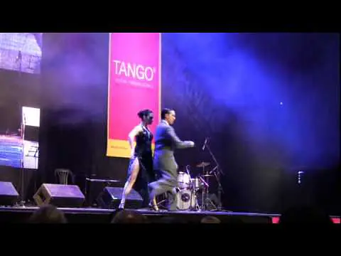Video thumbnail for Mundial de Tango 2009 - Campeones del Mundo Categoria Escenario - Jonathan Spitel y Betsabet Flores