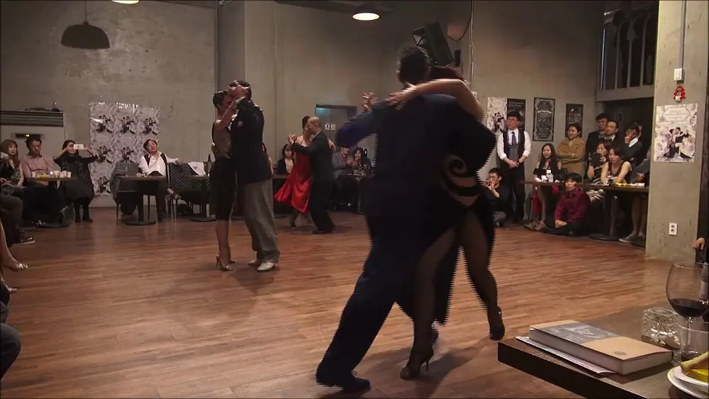 Video thumbnail for Seoul Tango Carnaval : Sebastian Acosta & Laura A'Anna, Andres Uran & Estefania Arango, Aris & Ryuga