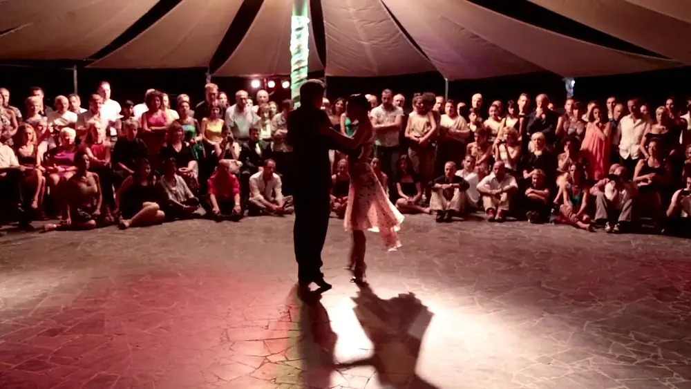 Video thumbnail for Adrian Veredice y Alejandra Hobert - "Garúa" - Catania Tango Festival 2013