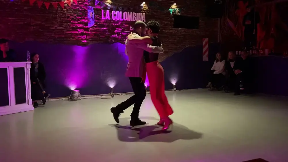 Video thumbnail for Ensueños - Bruno Tombari y Rocio Lequio - La colombina, Gualeguaychú