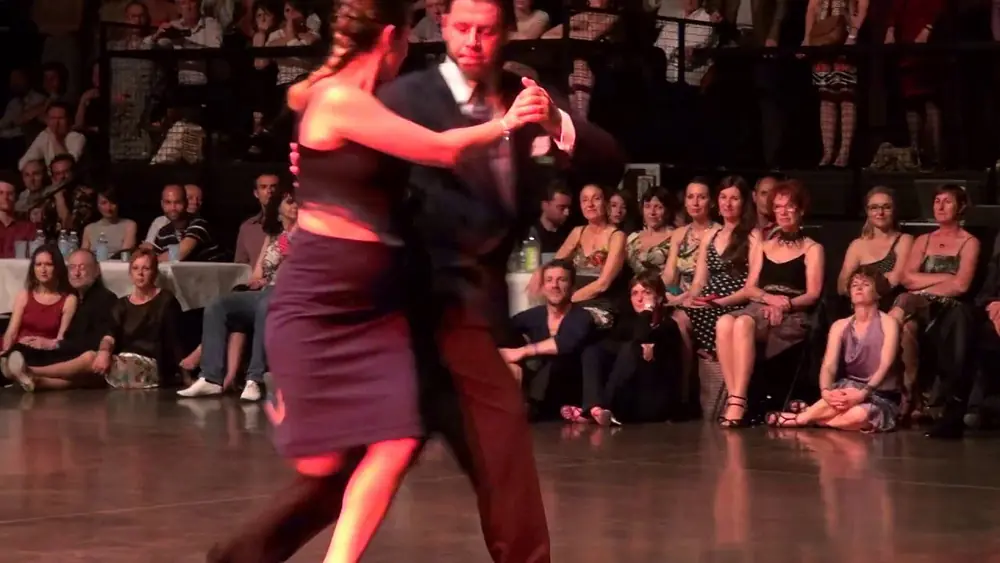 Video thumbnail for Claudio FORTE and Barbara CARPINO @ Bordeaux Cite Tango Festival 2016 3/4