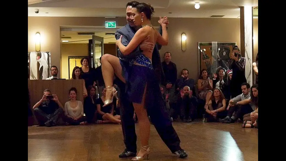 Video thumbnail for Alejandro Larenas & Marisol Morales - Temo [Orquesta Típica Victor]