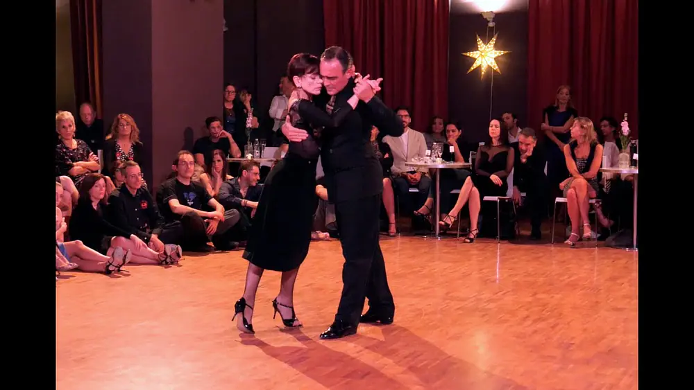 Video thumbnail for TANGO -ESTEBAN MORENO  CLAUDIA CODEGA