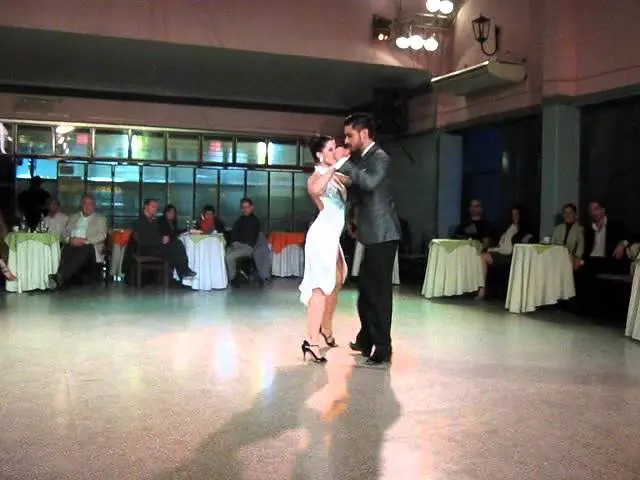 Video thumbnail for Nestor Patitas Azorin & Barbara Ferreyra - Milonga Meta Fierro- Darienzo