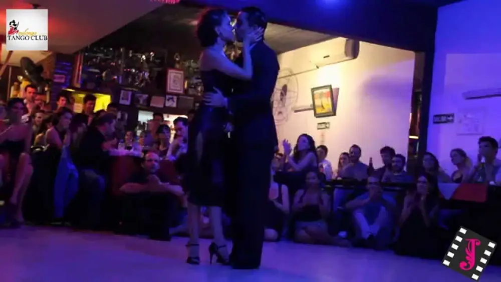 Video thumbnail for AYELEN SANCHEZ Y WALTER SUQUIA en el Tango Club Milonga 03/04