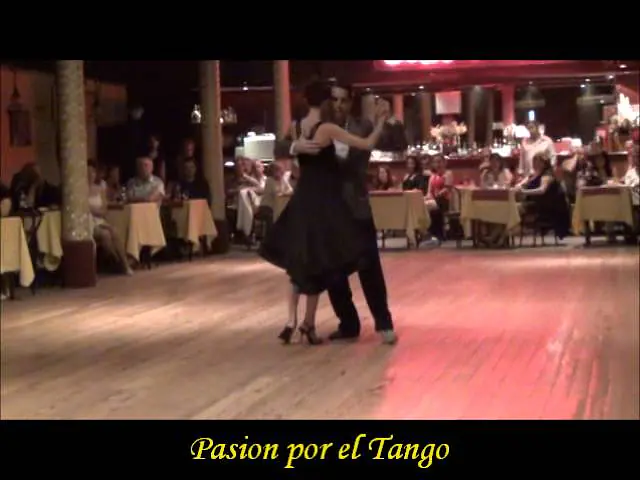 Video thumbnail for LUCILA BARDACH y MARCELO LAVERGATA bailando el tango YUYO VERDE en la milonga CLUB GRICEL