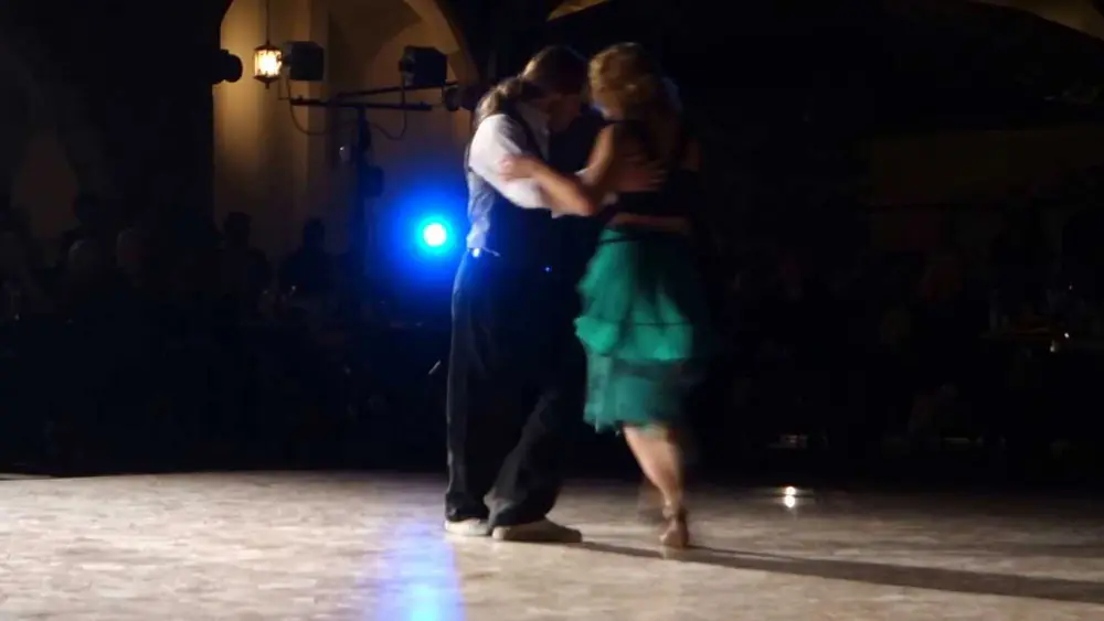 Video thumbnail for Katarzyna Czech i Tymoteusz Ley @ VI Brzeg Tango Festival 2013 (2 of 4)