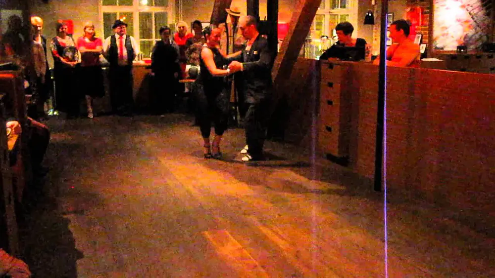Video thumbnail for Lucas Panero y Cintia Tinelli at Oulu Tango Festival 2014 3