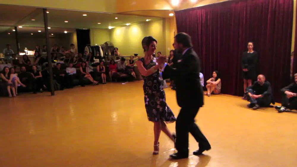 Video thumbnail for Fabian Peralta & Josefina Bermudez Avila,  "La Milonga Que Faltaba", El Abrazo, 3/3