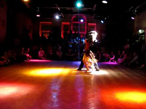 Video thumbnail for Adrian VEREDICE & Alejandra HOBERT, Negracha London 30 April 2010