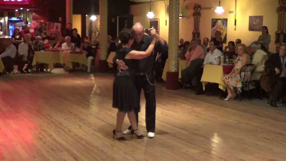 Video thumbnail for Coca y Osvaldo Cartery (Tango) "Color Cielo" La Yumba de Dorita Club Gricel (Martes 23-04-13) 8/9