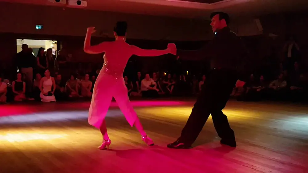 Video thumbnail for Valeria Maside & Anibal Lautaro @ Che London Tango Festival  2019 2/2